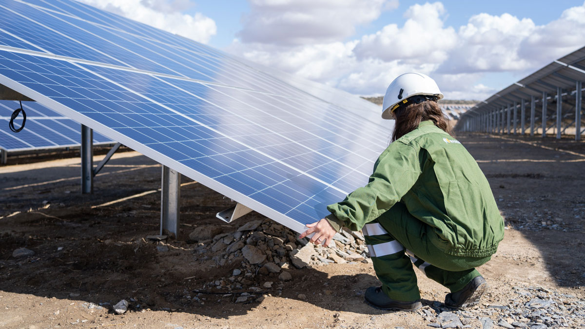 Iberdrola-to-Build-Photovoltaic-Panel-Manufacturing-Plant-in-Spain